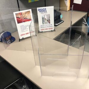 Sneeze Guard, Polycarbonate, 20" x 20" with Passthrough